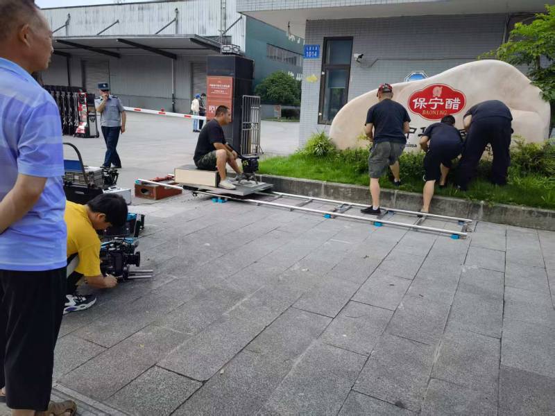 新泰市TVC拍摄：制造业专属TVC方案，用镜头展现企业硬核实力！